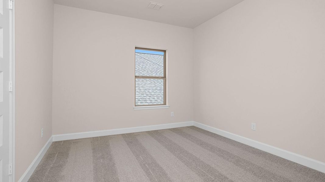 Spacious, unfurnished interior of a new home in Elyson, Katy (Image 7).
