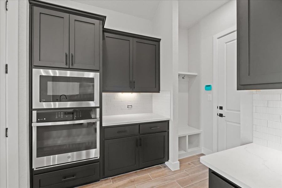 Furnished interior view inside a new home in Village at Three Oaks, Seguin (Image 11). Furnished interior view inside a new home in Village at Three Oaks, Seguin (Image 11).