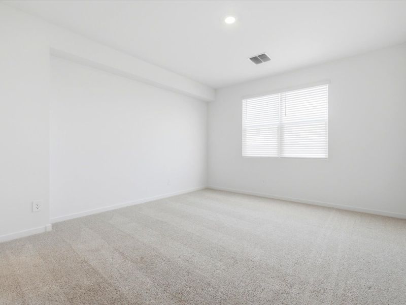Spacious, unfurnished interior of a new home in Silva Farms - Classic Series, Goodyear (Image 13). Spacious, unfurnished interior of a new home in Silva Farms - Classic Series, Goodyear (Image 13).
