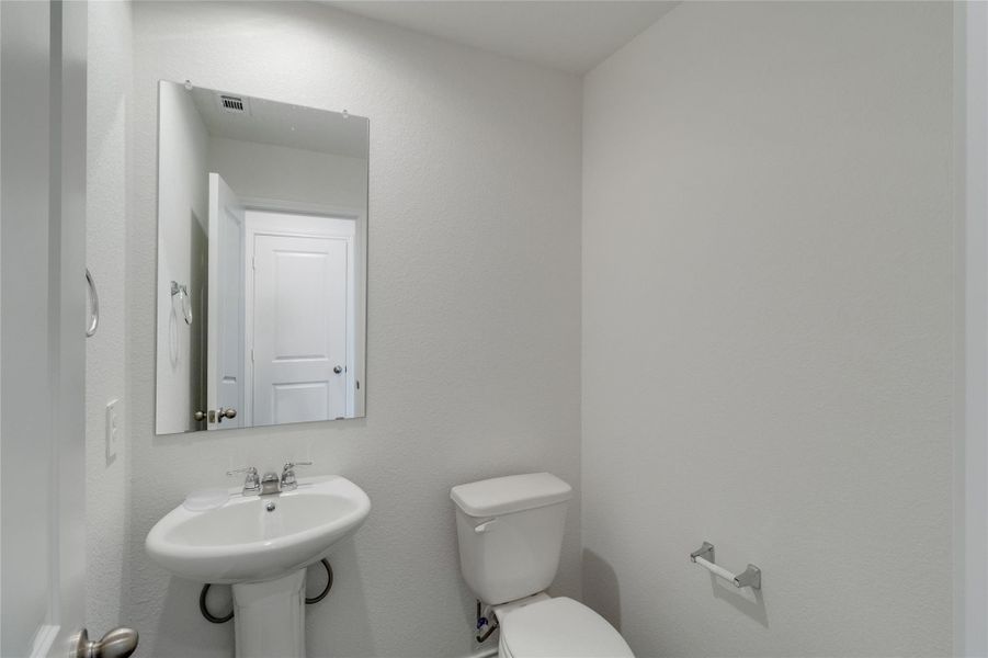 Image 21 of a home in Marigold. Image 21 of a home in Marigold.