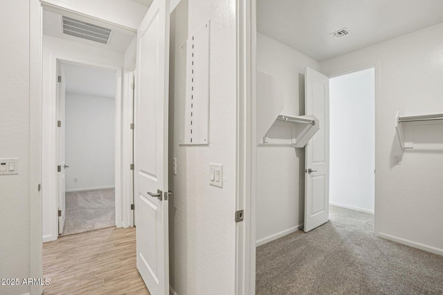 23-web-or-mls-W Brown St-S2910-023