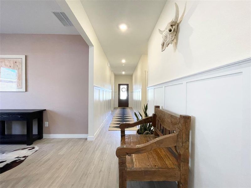 Sitting room in hallway Sitting room in hallway