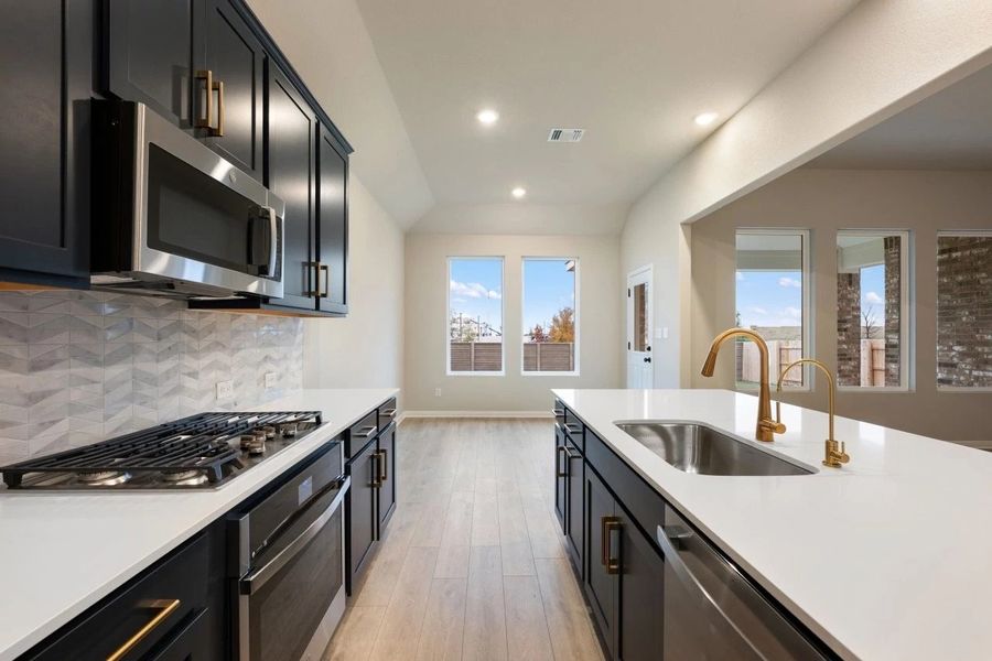 Furnished interior view inside a new home in Berry Creek Highlands, Georgetown (Image 13).