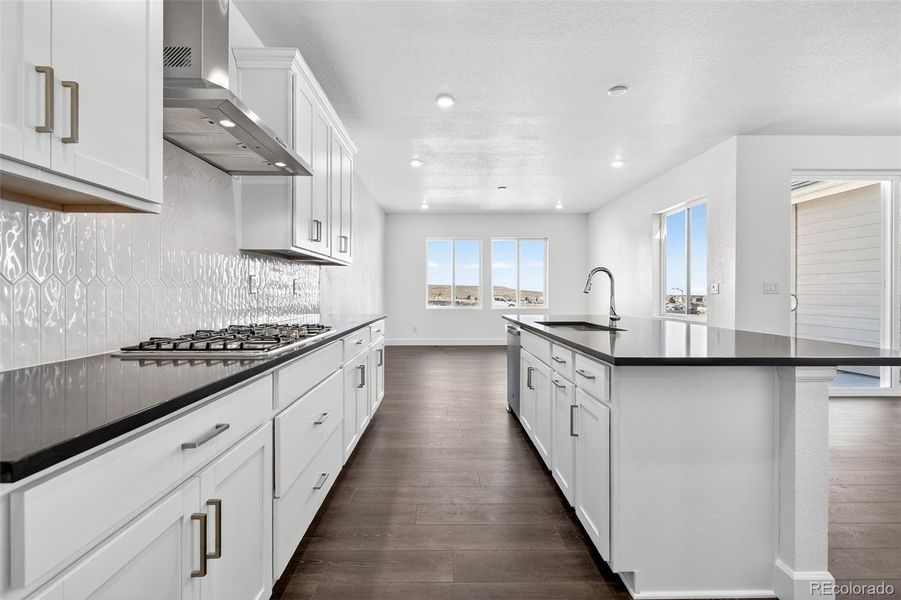 17095 W 92nd Loop ~ Ready Now!