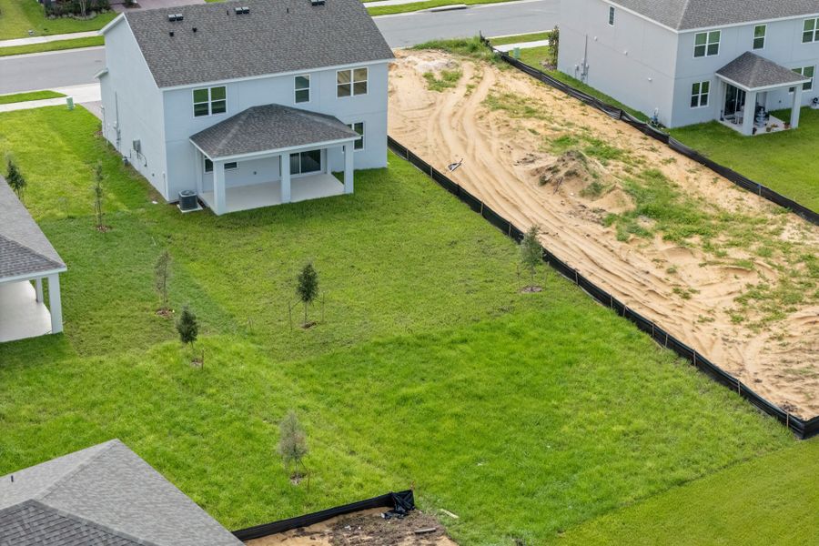 Representative exterior details of a home built from the Newcastle by Risewell Homes in Park View at the Hills, Minneola (Image 3).