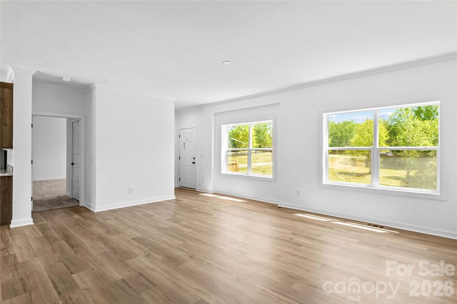 Spacious, unfurnished interior of a new home in , Catawba (Image 38).