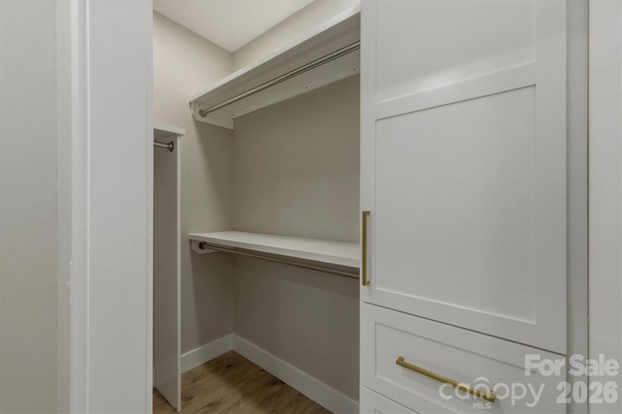 Image 39 of a home in .