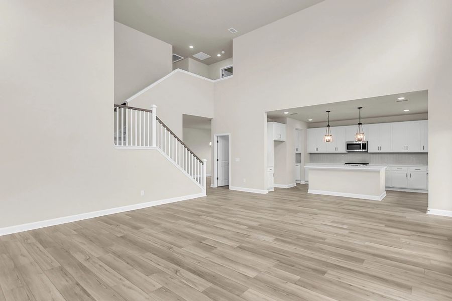 Spacious, unfurnished interior of a new home in Watson Hill, Summerville (Image 22).