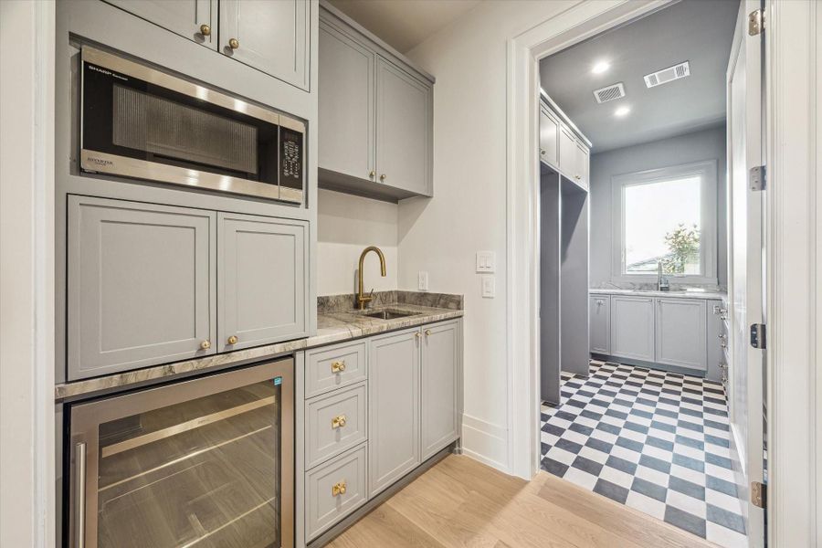 Furnished interior view inside a new home in , Houston (Image 17).