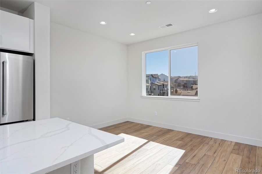 Spacious, unfurnished interior of a new home in , Denver (Image 12).