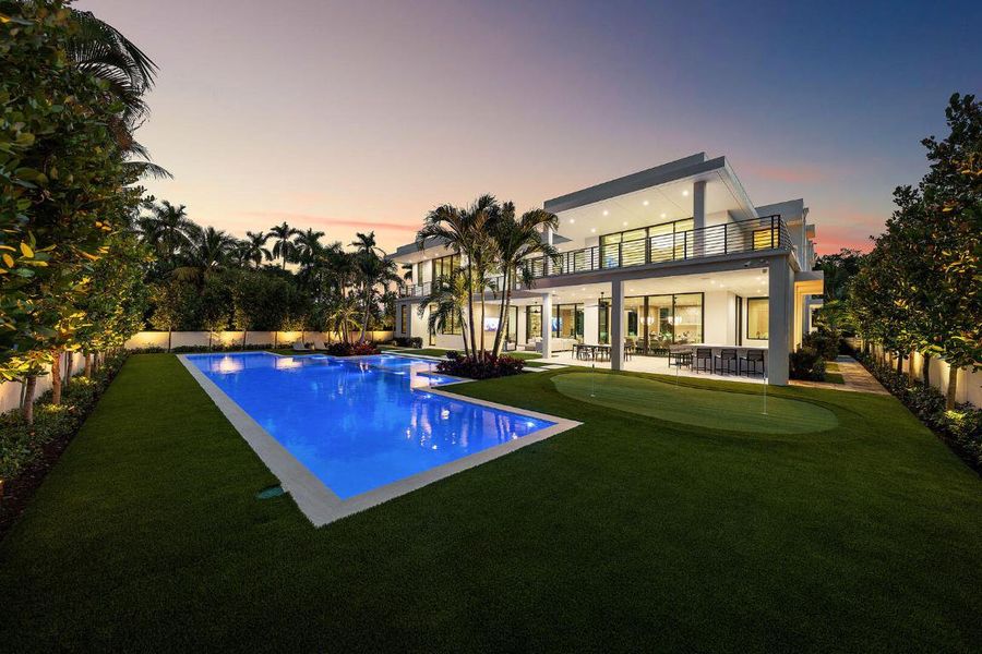 481_Thatch_Palm_Drive_Dusk_06