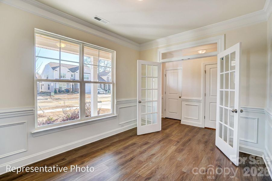 Example of an office with French doors