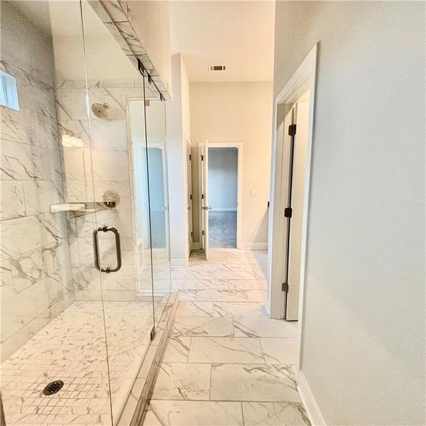 Image 50 of a home in Rosewood Lake Estates.