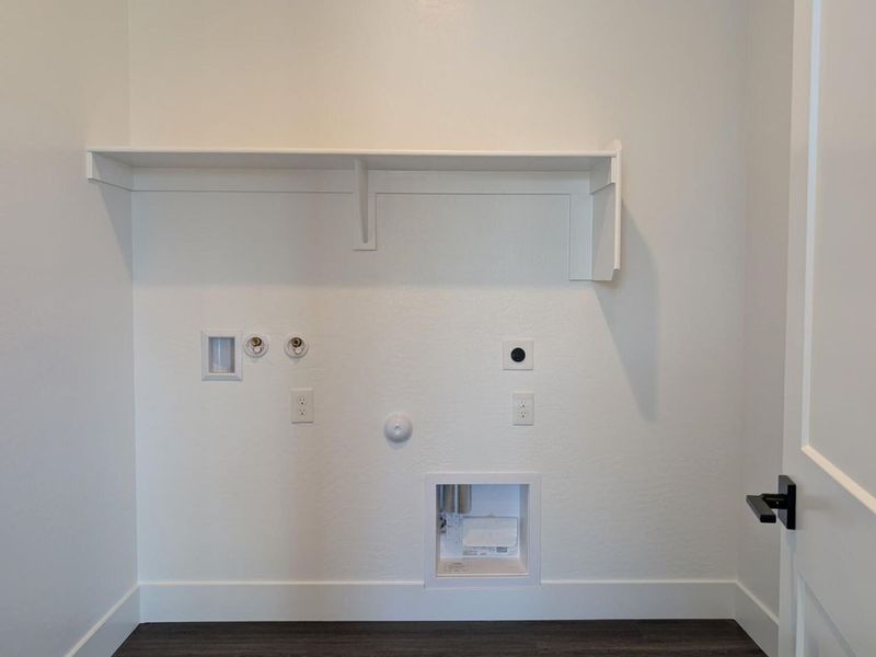 Spacious, unfurnished interior of a new home in South Ranch Western Collection, Prescott (Image 15).