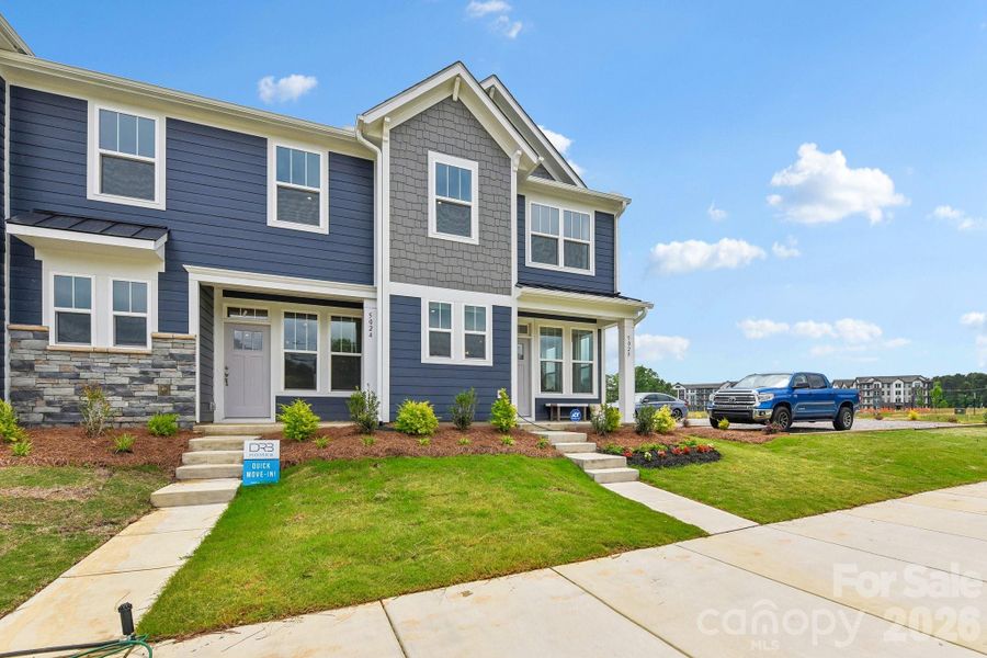 MODEL HOME MODEL HOME