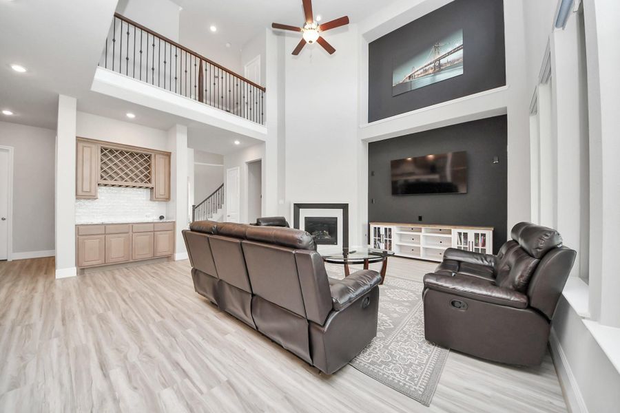 Furnished interior view inside a new home in Sienna 70', Missouri City (Image 5). Furnished interior view inside a new home in Sienna 70', Missouri City (Image 5).