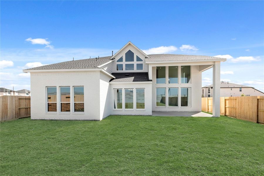 Grass is digitally enhanced.