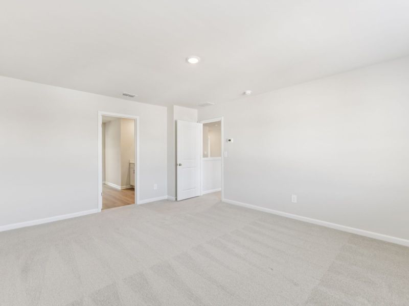 Spacious, unfurnished interior of a new home in Preserve at Mountain Creek, Pendergrass (Image 16). Spacious, unfurnished interior of a new home in Preserve at Mountain Creek, Pendergrass (Image 16).