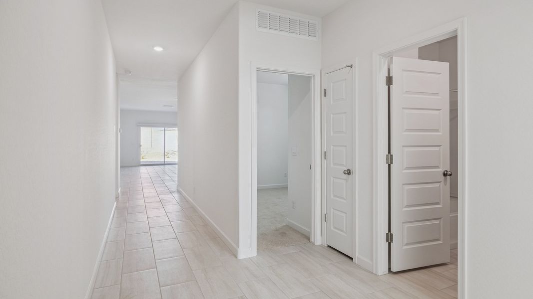 Spacious, unfurnished interior of a new home in Desert Moon Estates, Buckeye (Image 12).