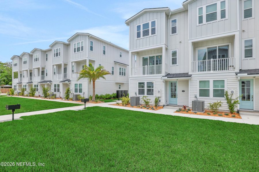 Image 41 of a home in North Beach Townhomes. Image 41 of a home in North Beach Townhomes.