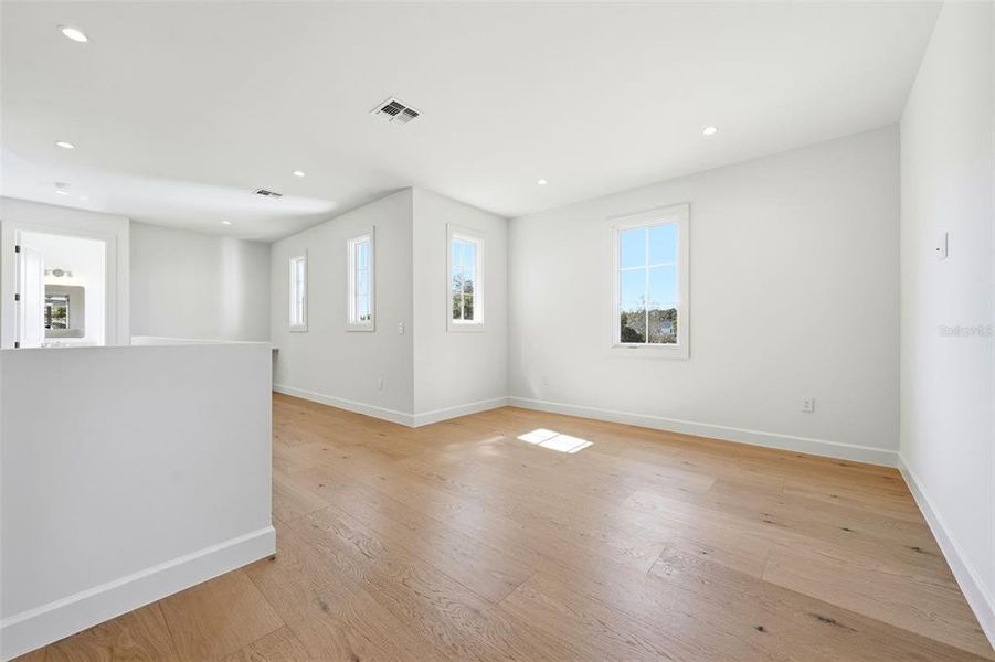 Spacious, unfurnished interior of a new home in , Orlando (Image 24). Spacious, unfurnished interior of a new home in , Orlando (Image 24).