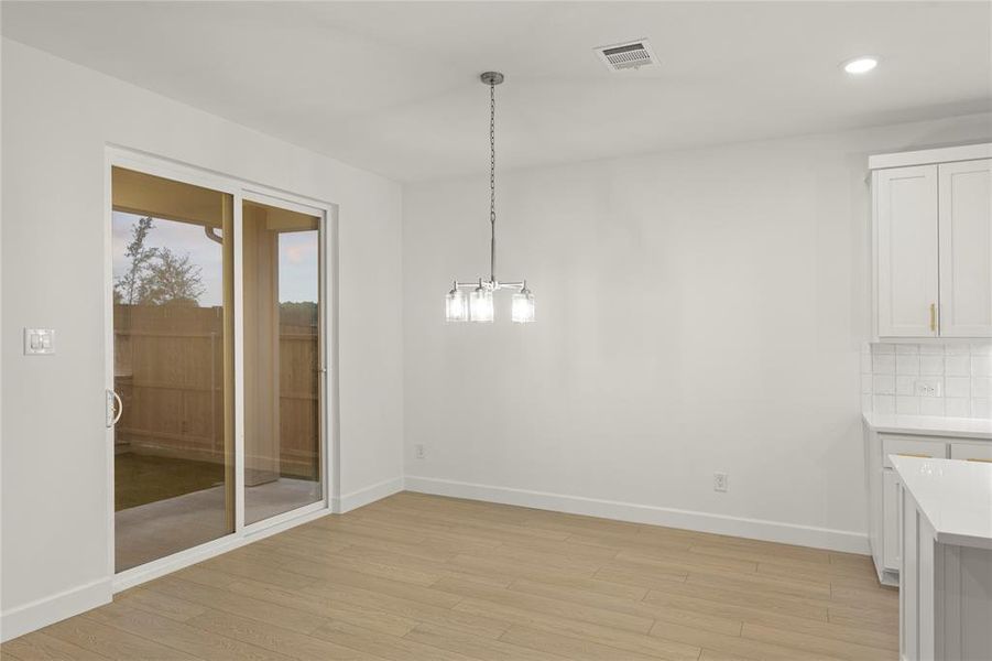 Spacious, unfurnished interior of a new home in Creekside, Royse City (Image 24).