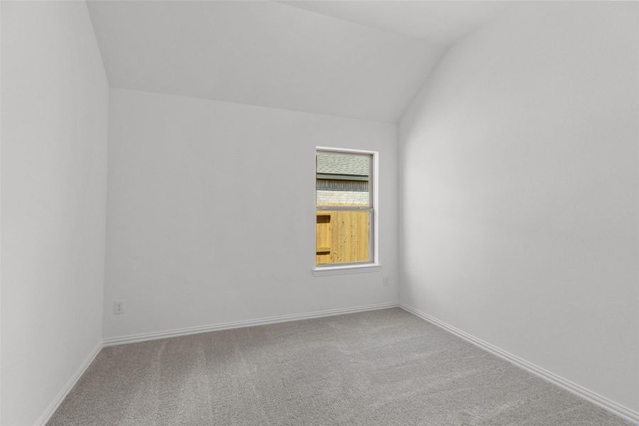 Spacious, unfurnished interior of a new home in Oakwood Estates, Waller (Image 14).