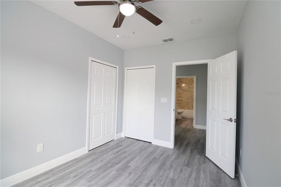 Spacious, unfurnished interior of a new home in , Tampa (Image 10).