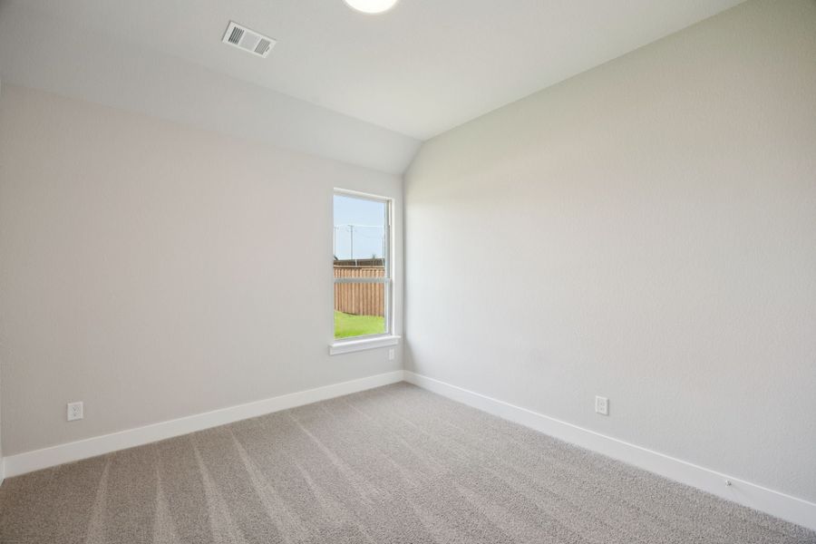 Representative unfurnished interior of a home built from the Belmont by Centre Living Homes in Lakeway Estates, Waxahachie (Image 26).