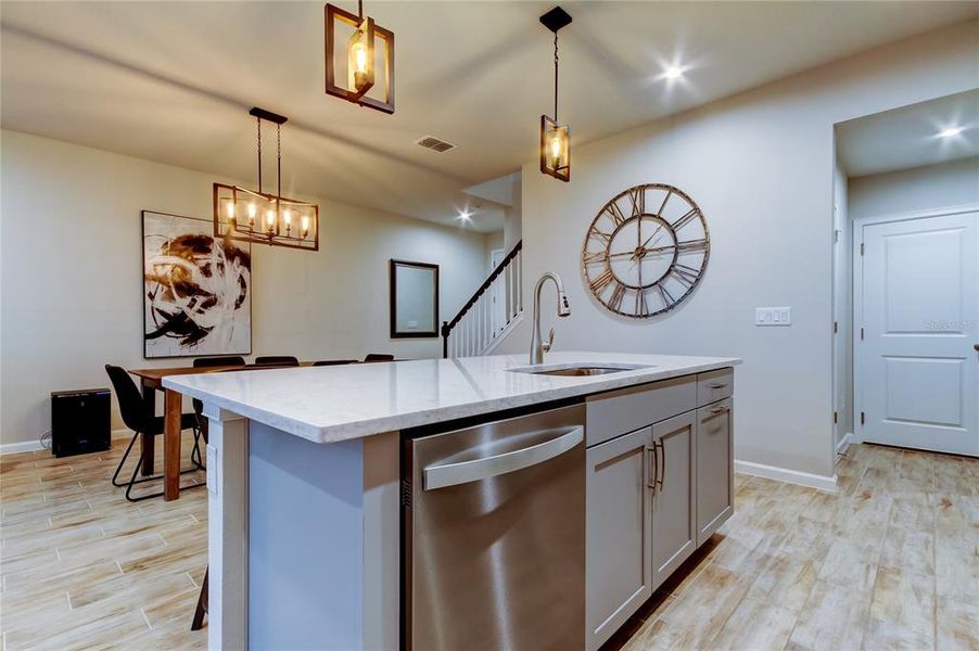 More counter space and another large sink!