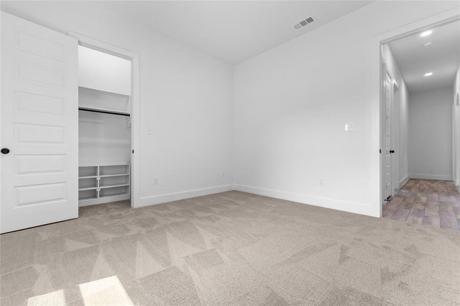 Spacious, unfurnished interior of a new home in , Corsicana (Image 12). Spacious, unfurnished interior of a new home in , Corsicana (Image 12).