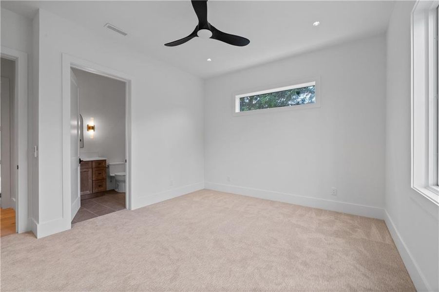 Spacious, unfurnished interior of a new home in , Marietta (Image 25).