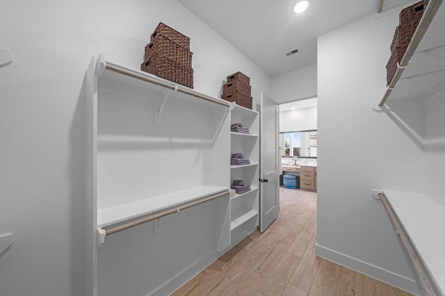 Furnished interior view inside a new home in Beacon Point, Texas City (Image 78).