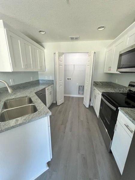 Image 12 of a home in .