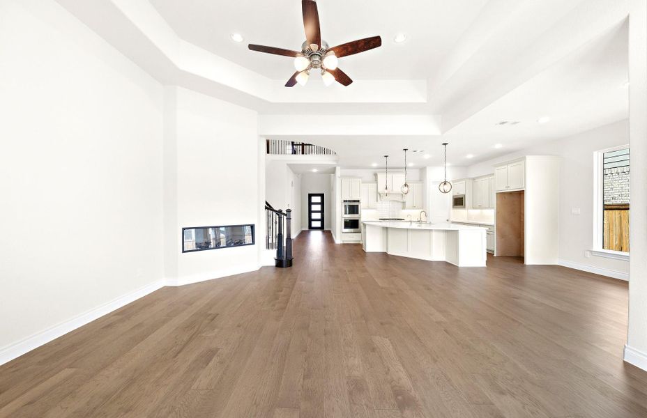 **Representative photo** **Representative photo**