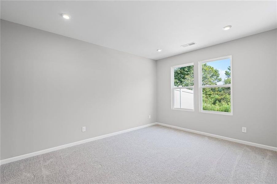 Spacious, unfurnished interior of a new home in Villas at Gold Creek, Dawsonville (Image 16).