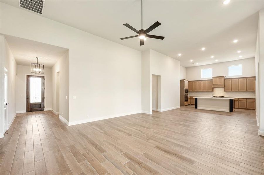 Spacious, unfurnished interior of a new home in Somerset Classic 70s & 80s, Mansfield (Image 25). Spacious, unfurnished interior of a new home in Somerset Classic 70s & 80s, Mansfield (Image 25).