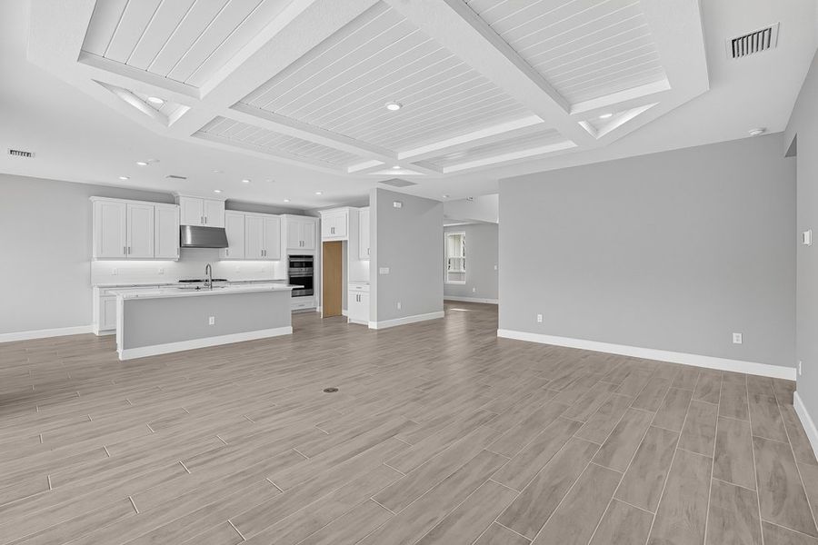 Spacious, unfurnished interior of a new home in Victoria Lakes, Odessa (Image 13).