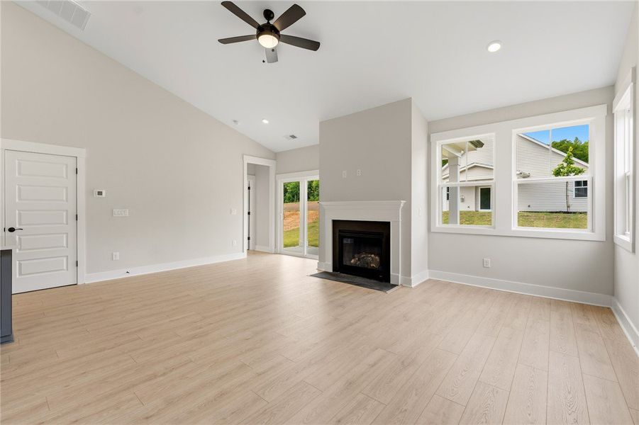 Spacious, unfurnished interior of a new home in Saratoga Oaks, Williamston (Image 20). Spacious, unfurnished interior of a new home in Saratoga Oaks, Williamston (Image 20).