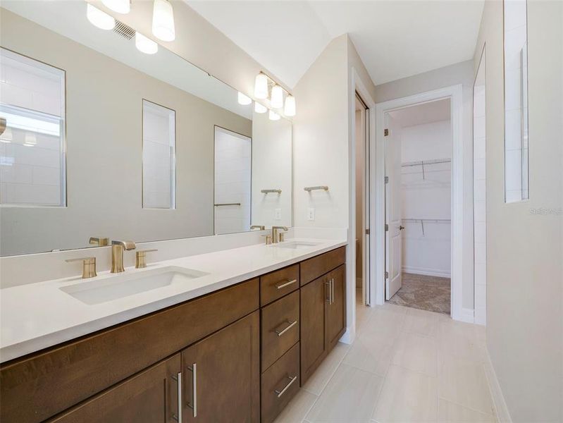 Furnished interior view inside a new home in Willow Ridge, Montverde (Image 14).