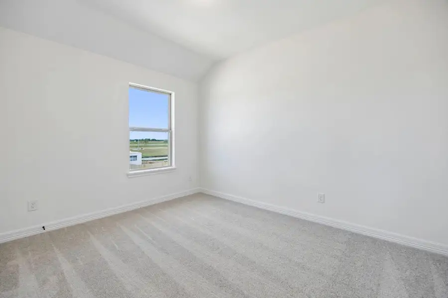 Spacious, unfurnished interior of a new home in Azalea, Brookshire (Image 20).