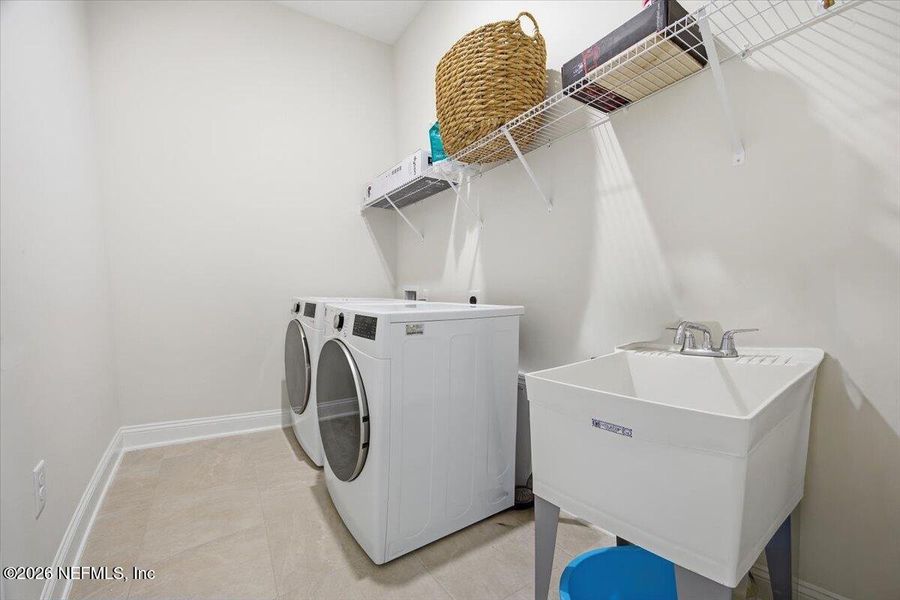 Image 37 of a home in .