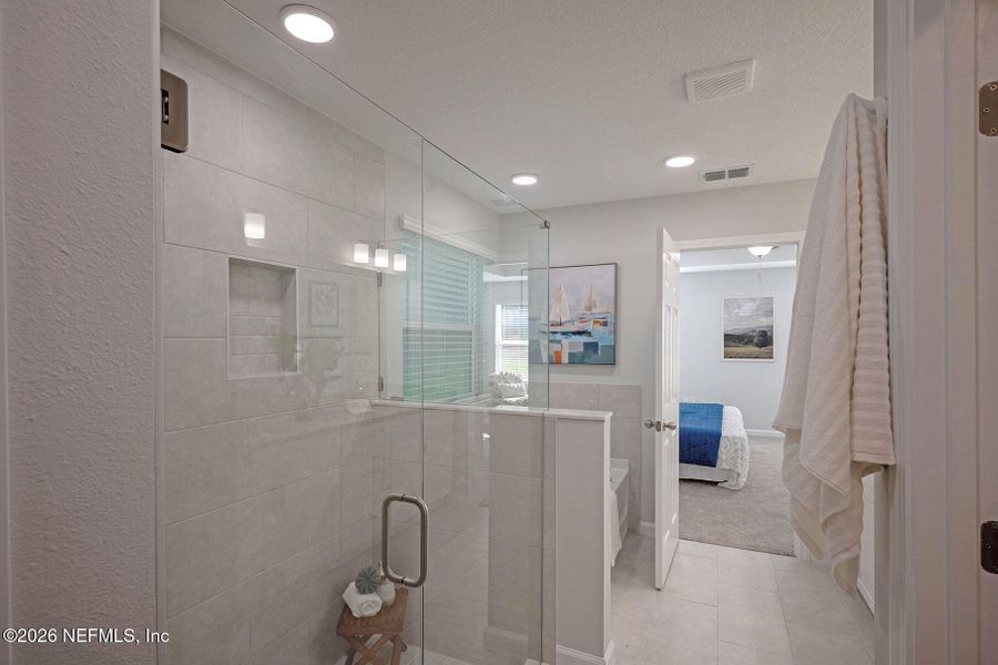 Furnished interior view inside a new home in , Jacksonville (Image 41).