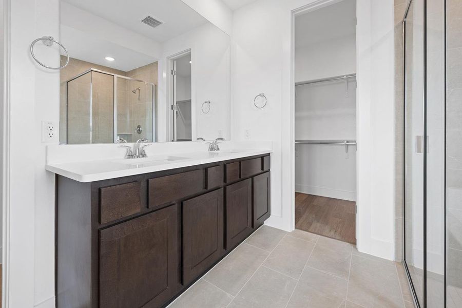 Furnished interior view inside a new home in Santa Rita Ranch, Liberty Hill (Image 8).