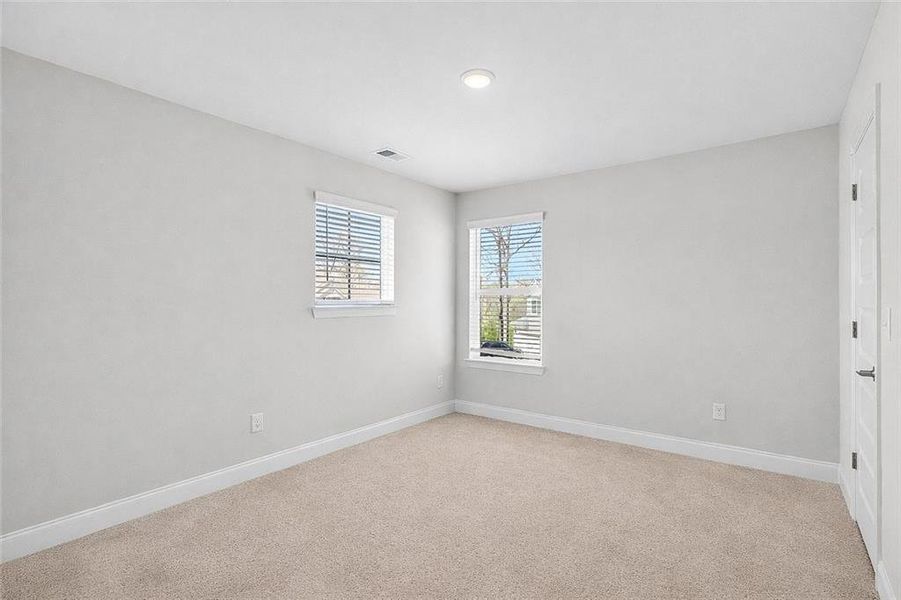 Spacious, unfurnished interior of a new home in Waters Edge, Mansfield (Image 24).