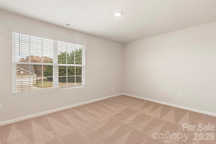Spacious, unfurnished interior of a new home in Stagecoach Station, Gastonia (Image 18). Spacious, unfurnished interior of a new home in Stagecoach Station, Gastonia (Image 18).