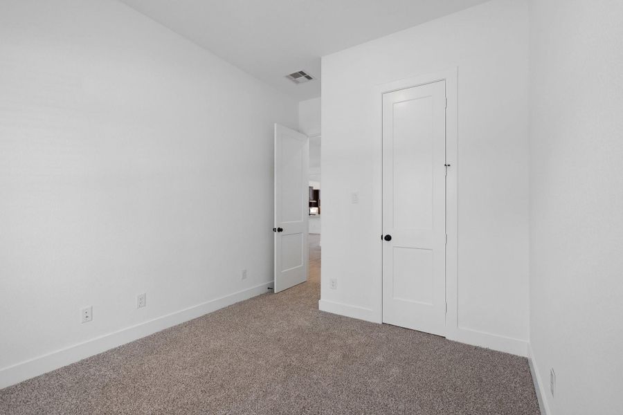 Spacious, unfurnished interior of a new home in Attwater, Waller (Image 22).