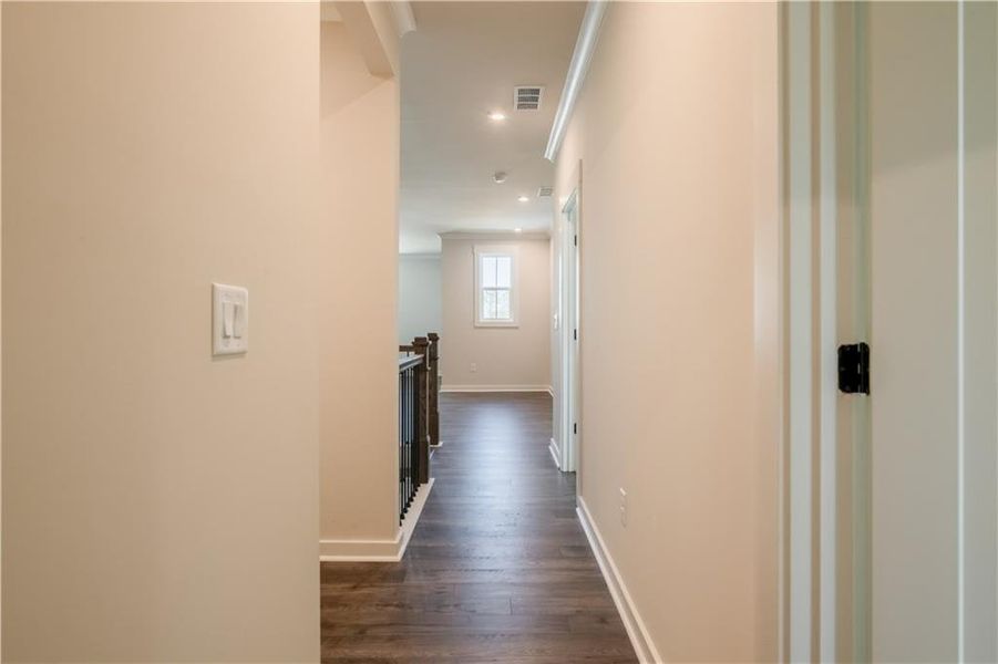 Spacious, unfurnished interior of a new home in Cambridge at Steels Bridge, Canton (Image 18).