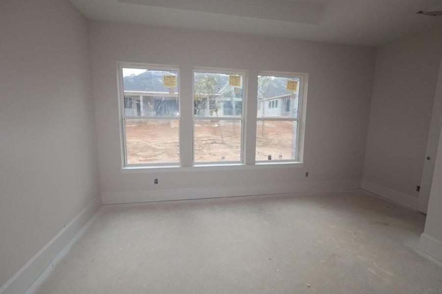 Spacious, unfurnished interior of a new home in The Woodlands Hills 70’, Willis (Image 15).