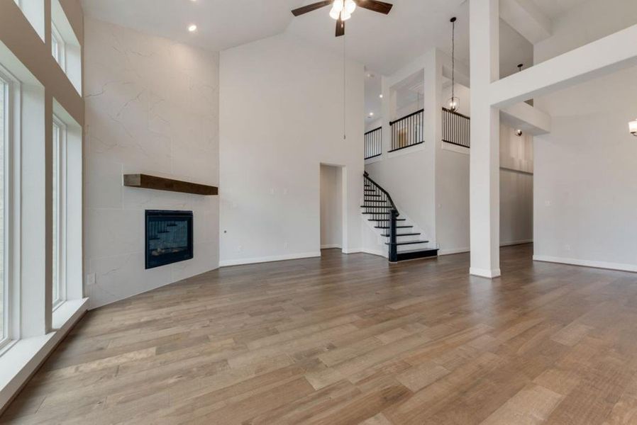 Representative unfurnished interior of a home built from the Brandonwood by Grand Homes in Edgewater, Fate (Image 16).